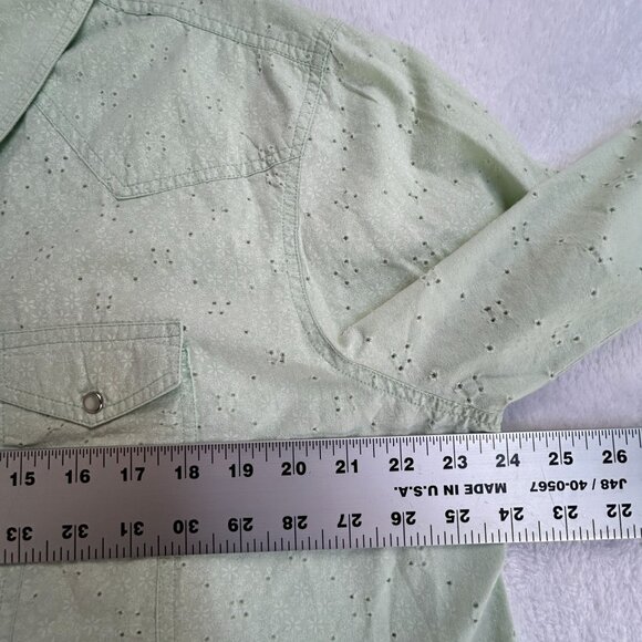 Back In The Saddle Womens Light Green Eyelet Snap Western Shirt 1X Cotton NWOT - Picture 7 of 8